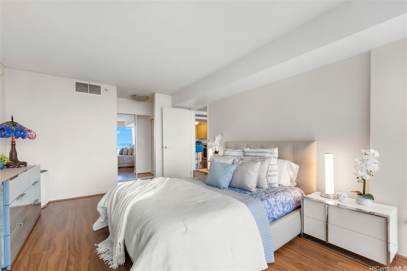 Moana Pacific condo # I3005, Honolulu, Hawaii - photo 14 of 25