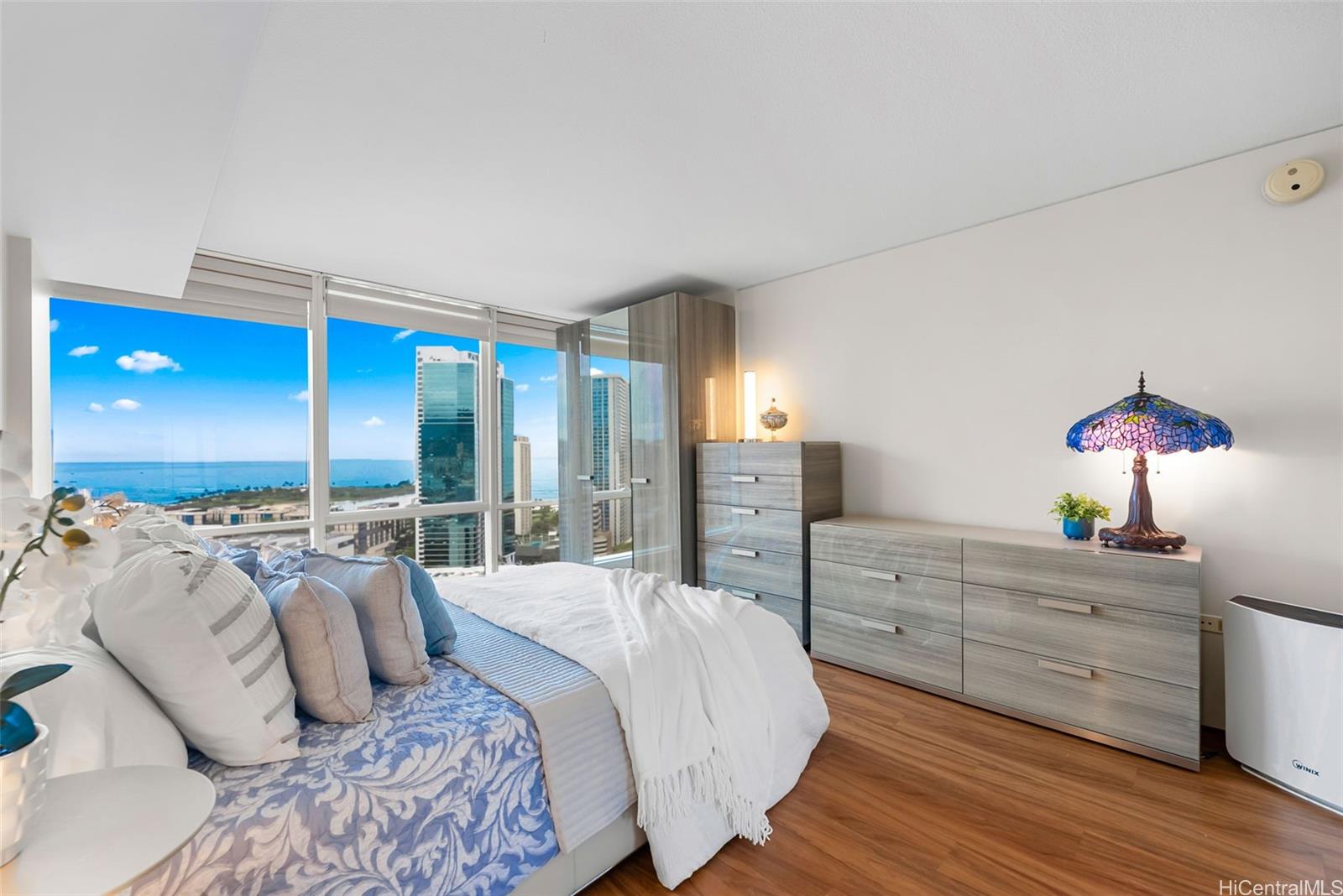 Moana Pacific condo # I3005, Honolulu, Hawaii - photo 15 of 25