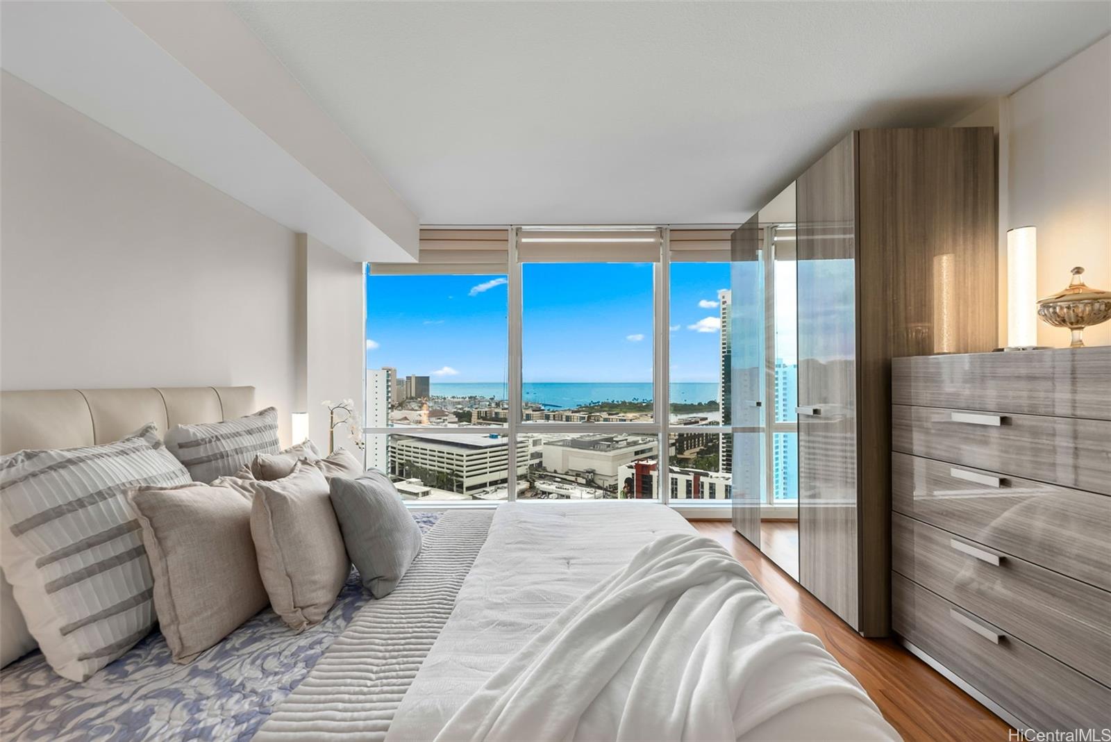 Moana Pacific condo # I3005, Honolulu, Hawaii - photo 16 of 25