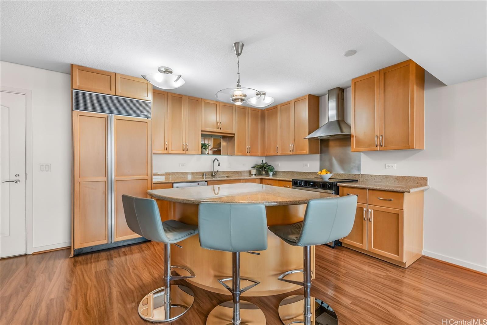 Moana Pacific condo # I3005, Honolulu, Hawaii - photo 6 of 25