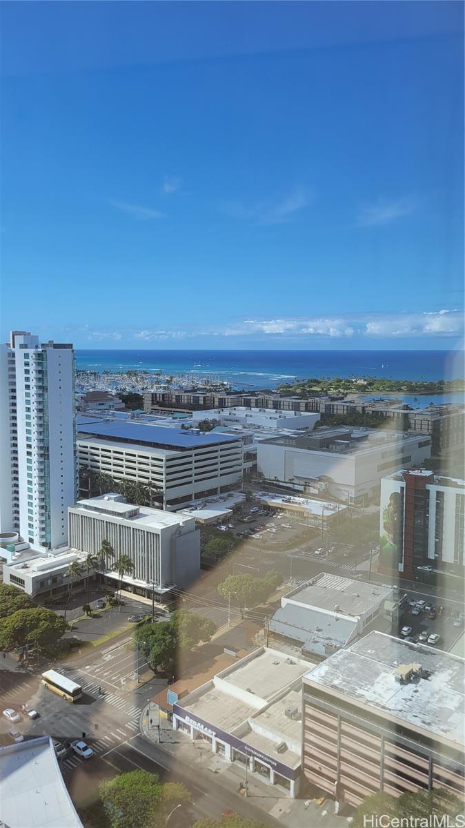 1288 Kapiolani Blvd Honolulu - Rental - photo 2 of 25