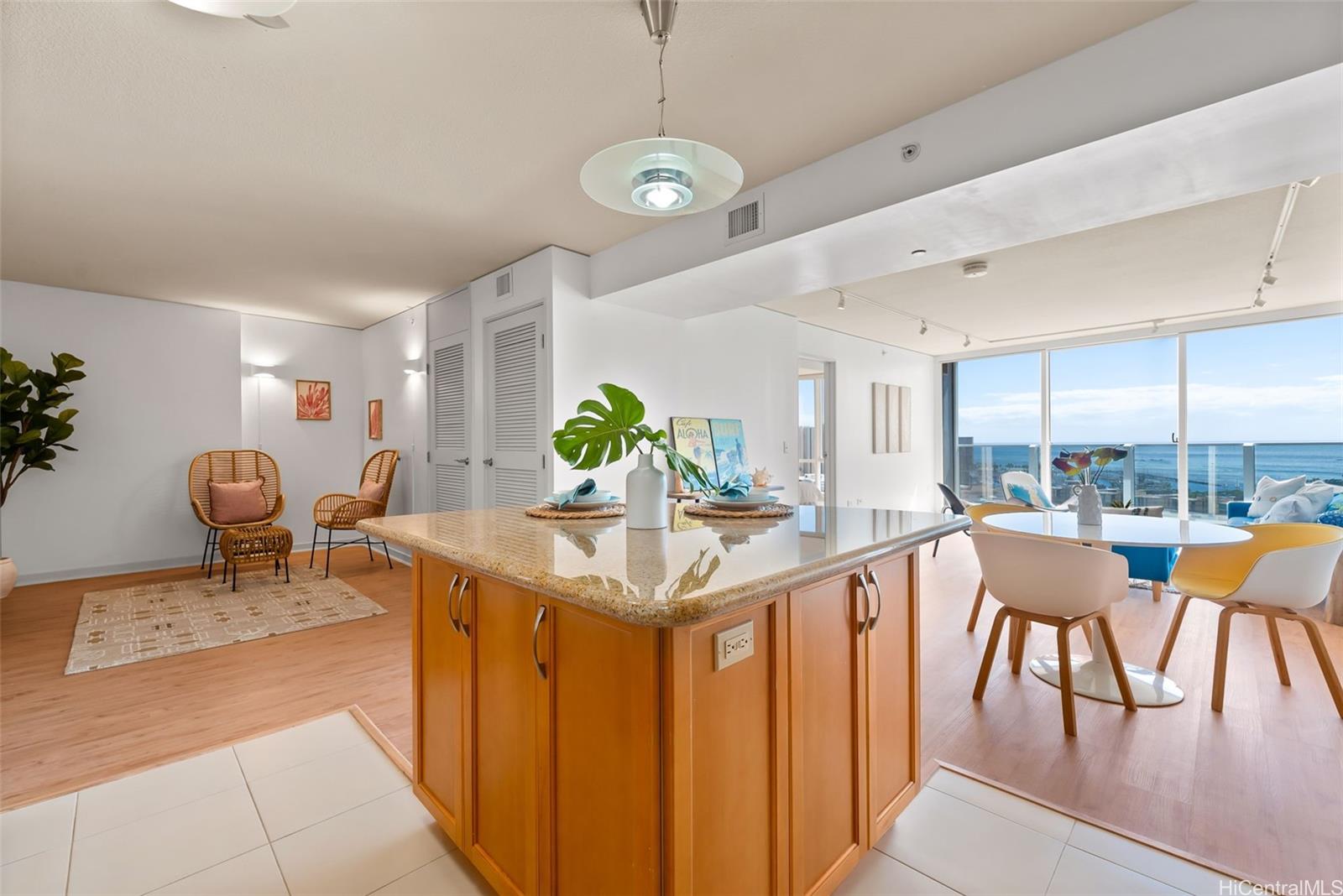 Moana Pacific condo # I-3206, Honolulu, Hawaii - photo 9 of 25