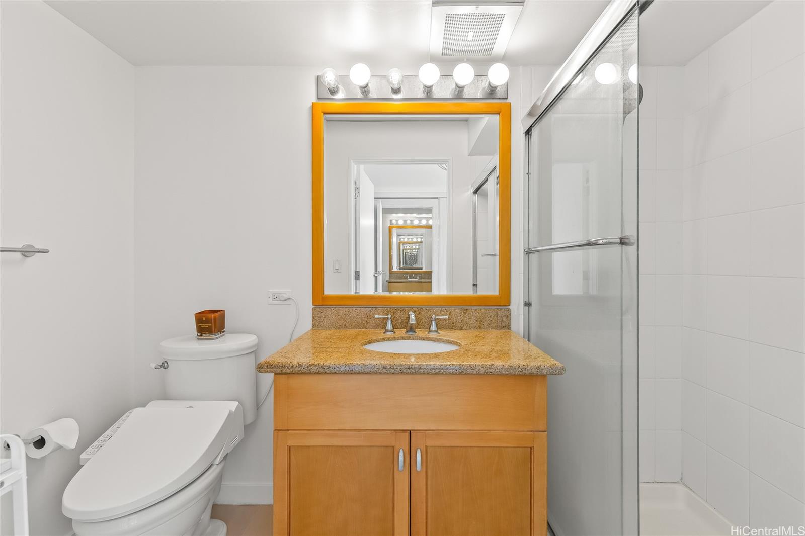 Moana Pacific condo # I3507, Honolulu, Hawaii - photo 9 of 25