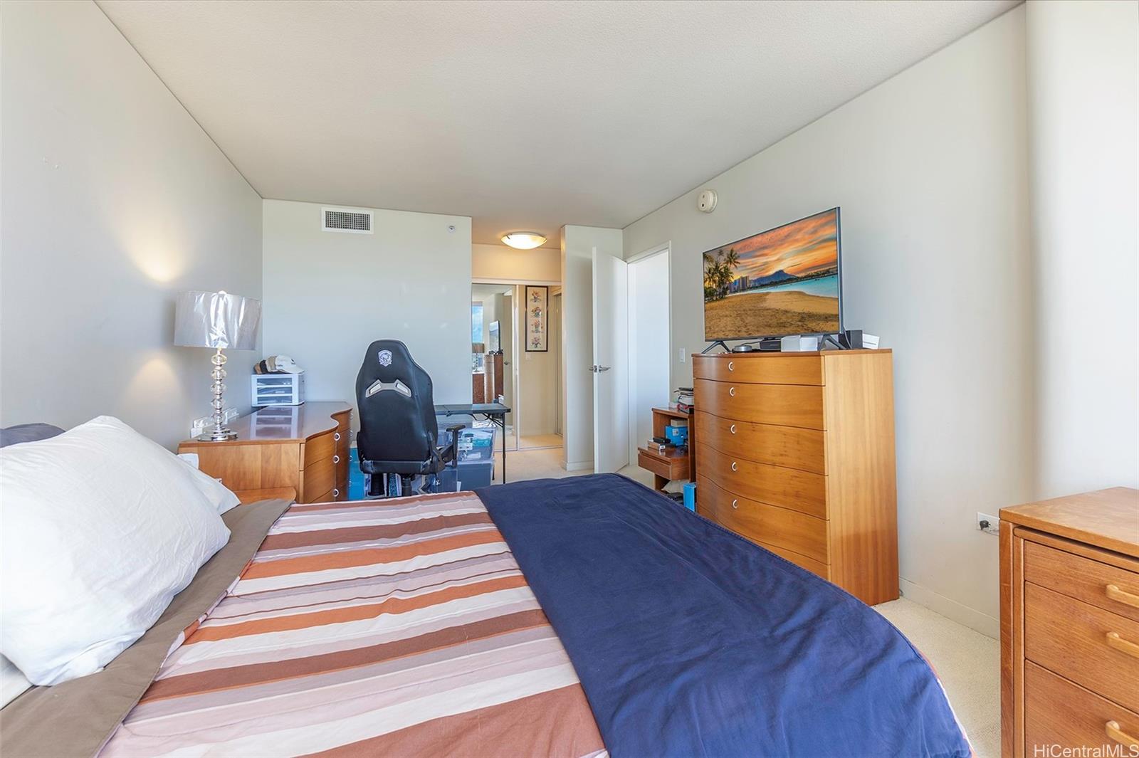 Moana Pacific condo # I3609, Honolulu, Hawaii - photo 12 of 25