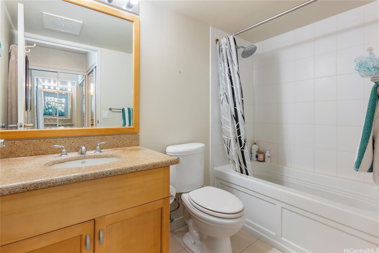 Moana Pacific condo # I3609, Honolulu, Hawaii - photo 13 of 25