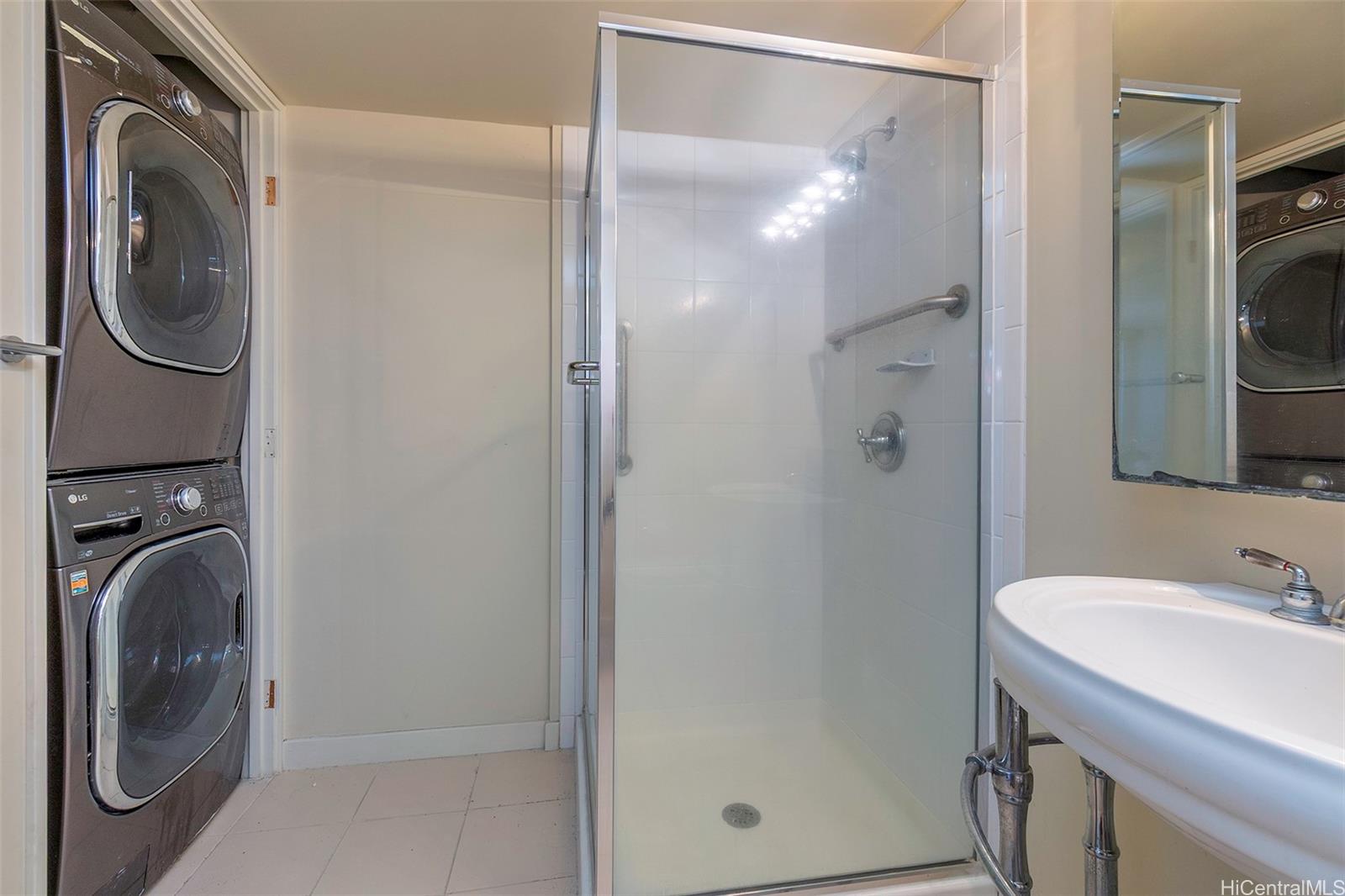 Moana Pacific condo # I3609, Honolulu, Hawaii - photo 15 of 25