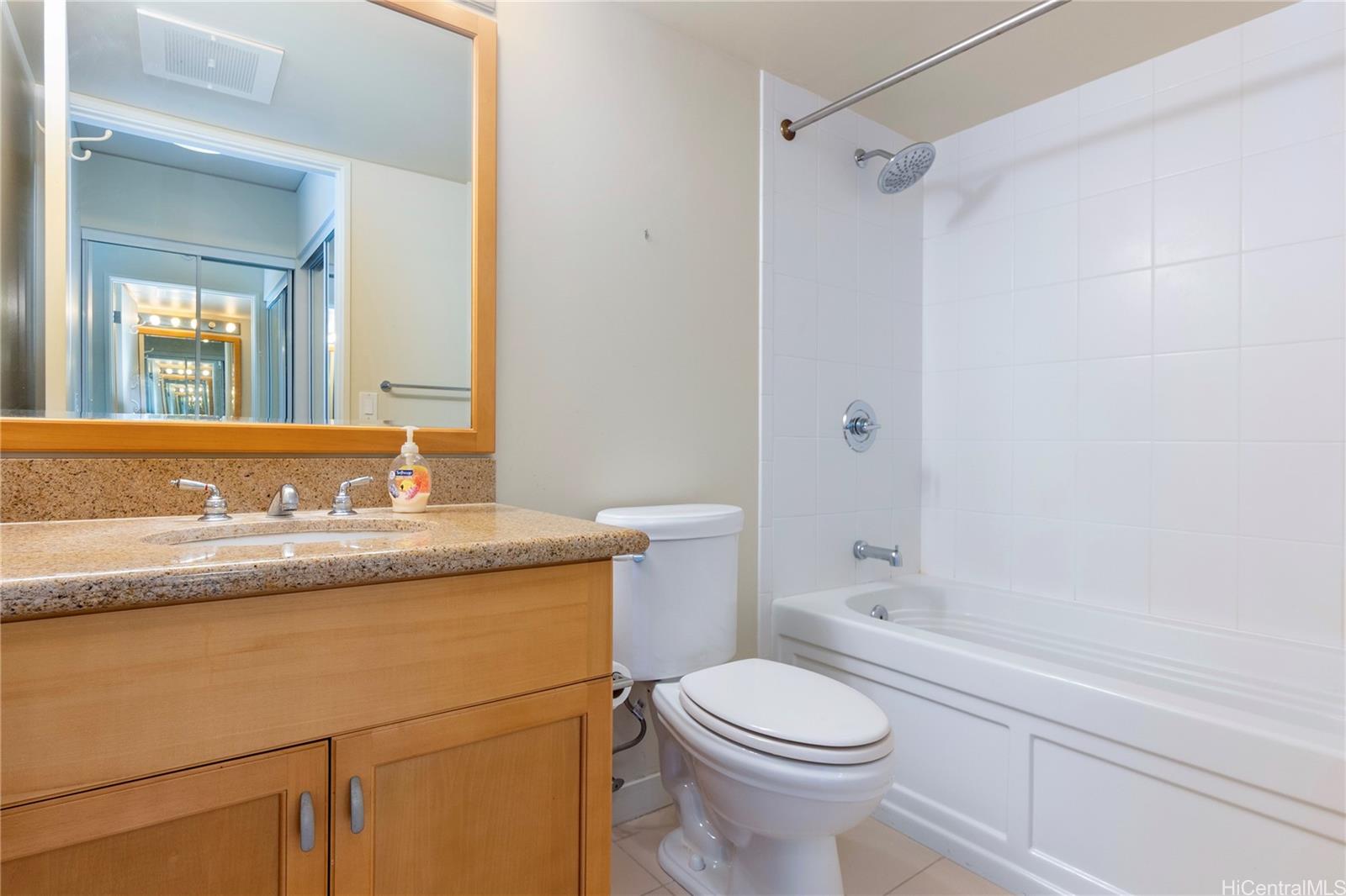 Moana Pacific condo # I3609, Honolulu, Hawaii - photo 11 of 25