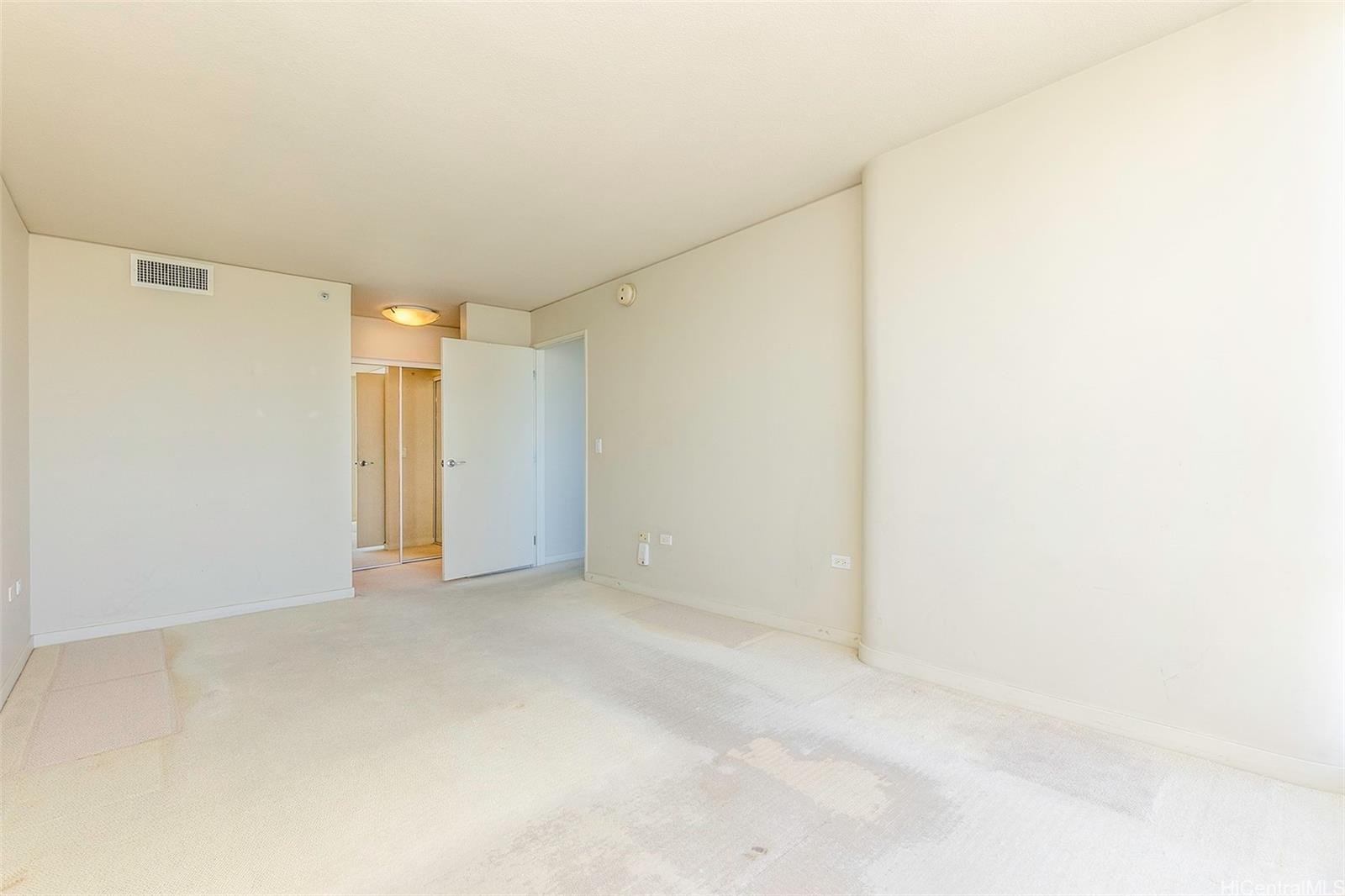 Moana Pacific condo # I3609, Honolulu, Hawaii - photo 10 of 25