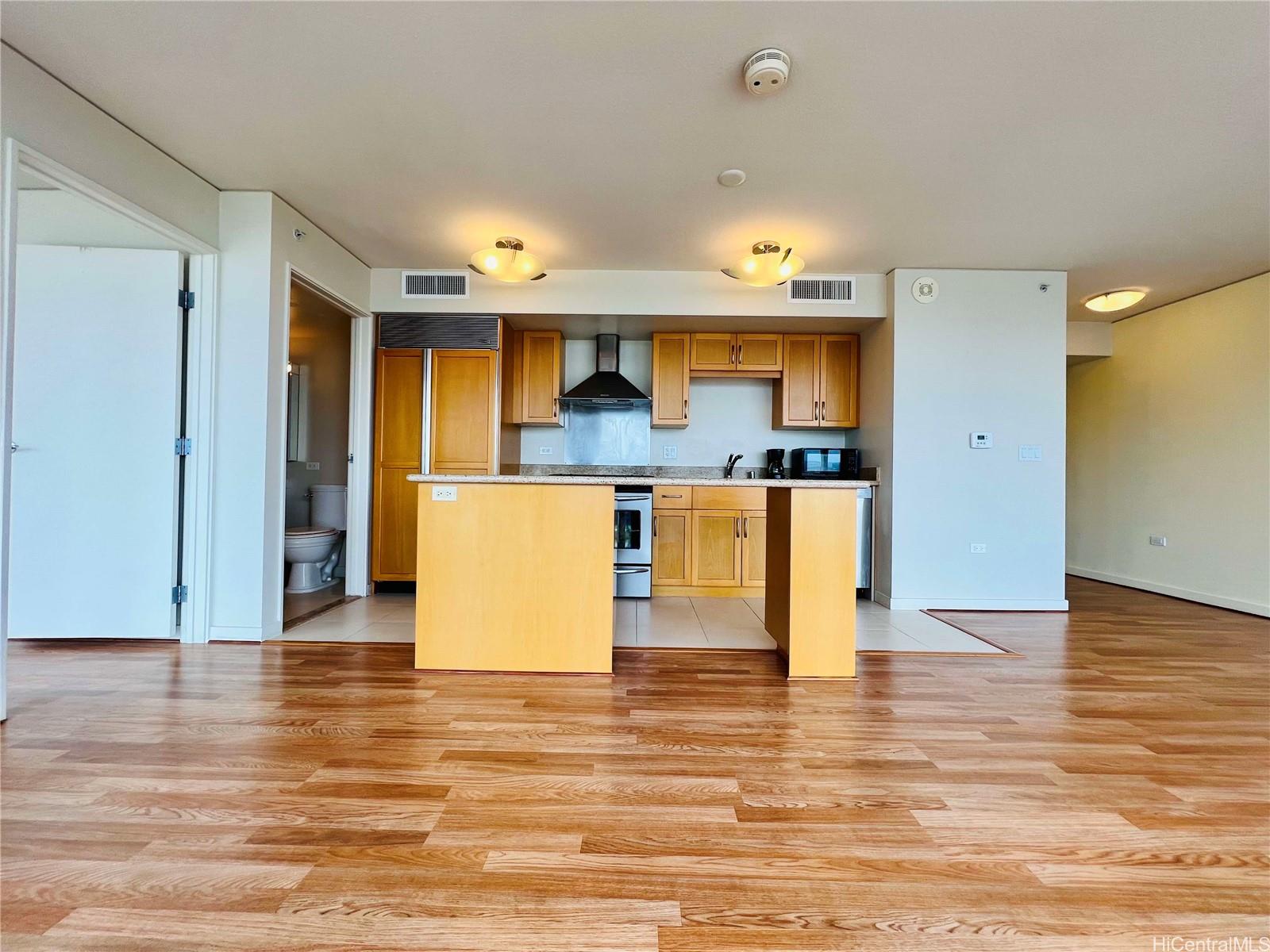 Moana Pacific condo # I3701, Honolulu, Hawaii - photo 4 of 19