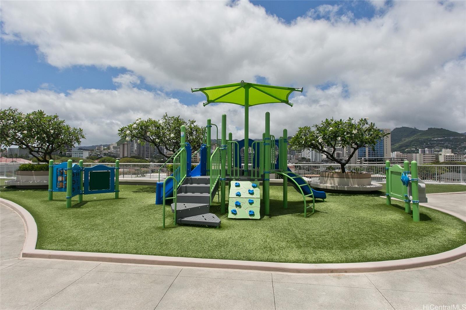 Moana Pacific condo # I-3903, Honolulu, Hawaii - photo 13 of 15