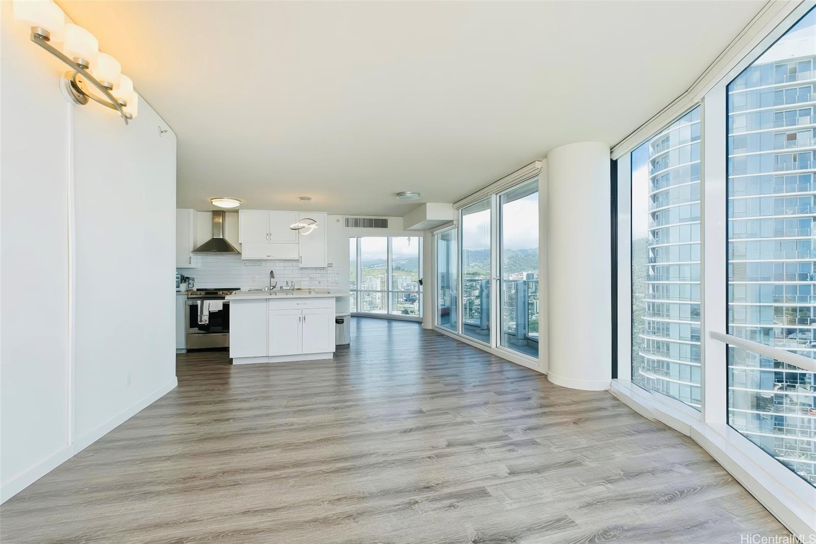 Moana Pacific condo # I-3903, Honolulu, Hawaii - photo 3 of 15