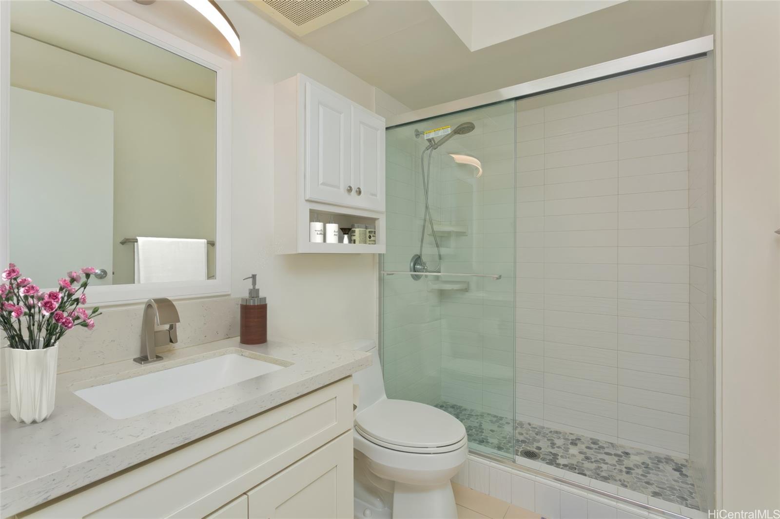 Moana Pacific condo # I-3903, Honolulu, Hawaii - photo 9 of 15