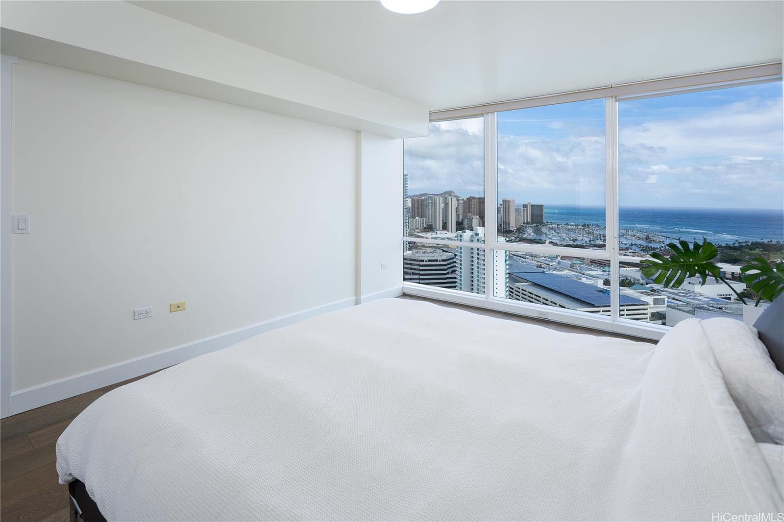 Moana Pacific condo # I/4005, Honolulu, Hawaii - photo 11 of 25
