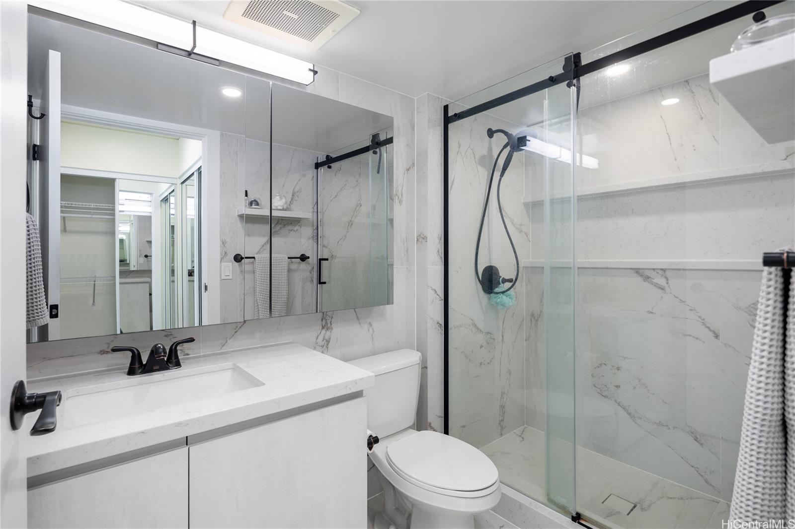 Moana Pacific condo # I/4005, Honolulu, Hawaii - photo 12 of 25