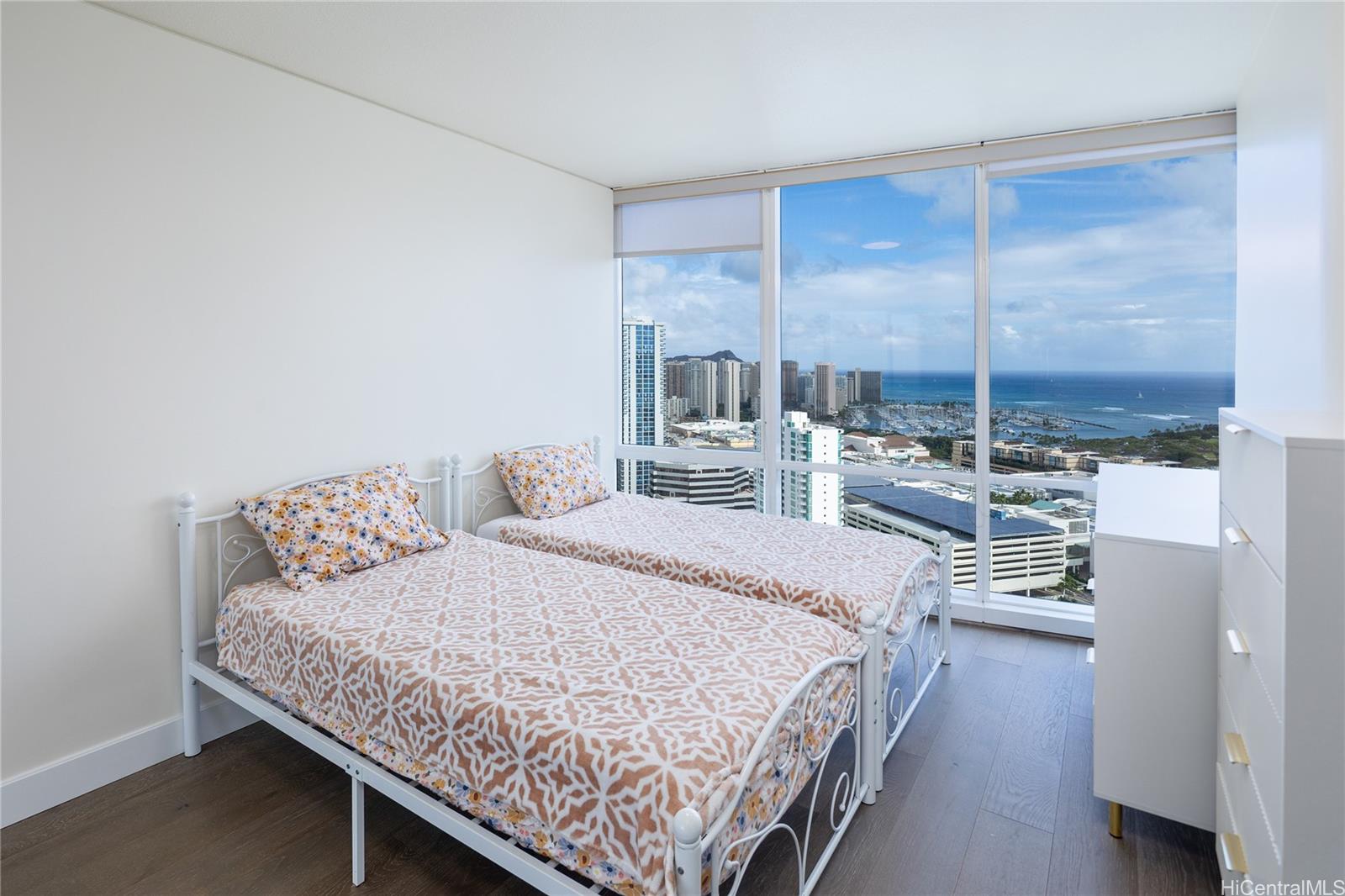 Moana Pacific condo # I/4005, Honolulu, Hawaii - photo 13 of 25