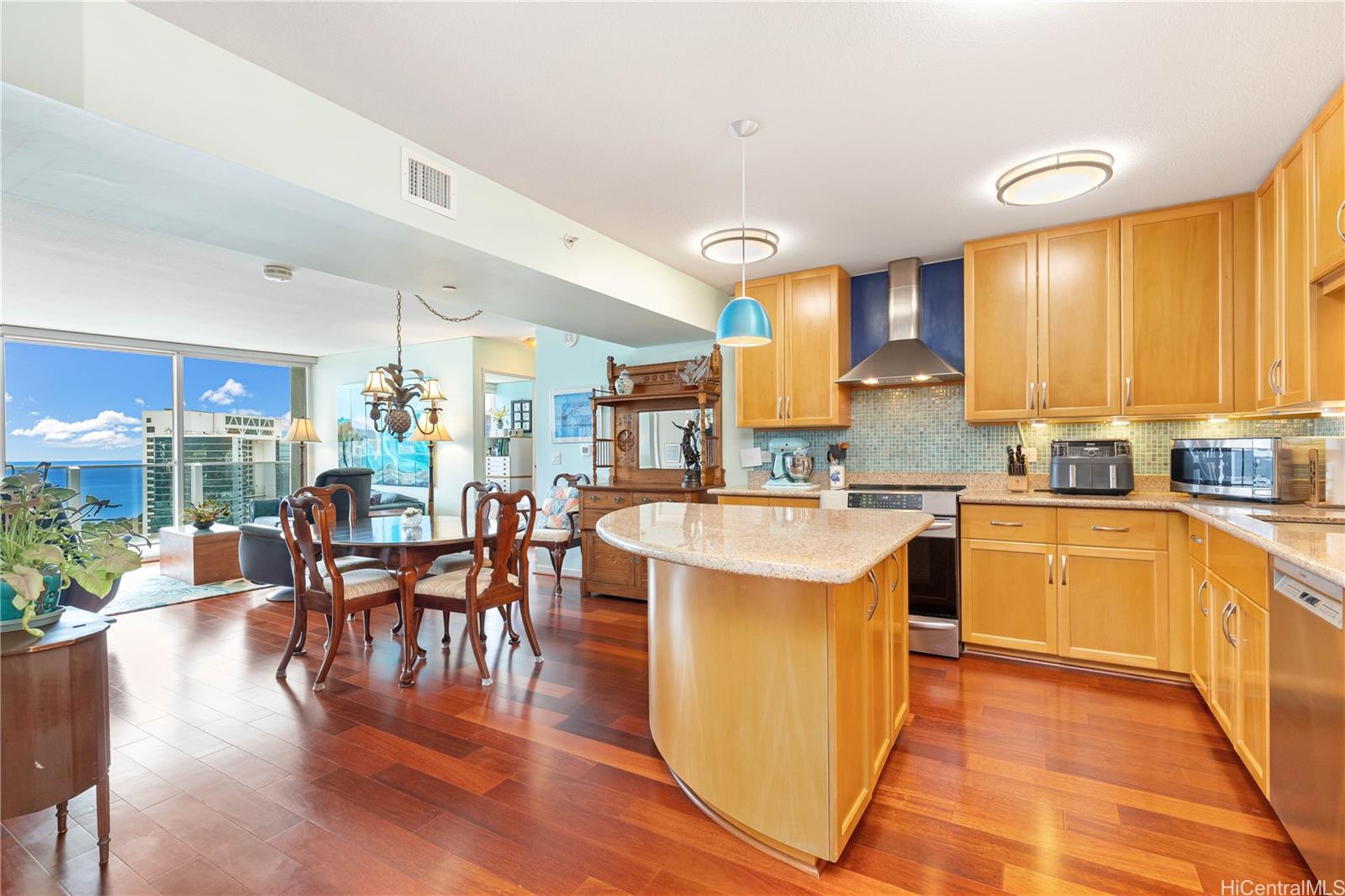 Moana Pacific condo # I4406, Honolulu, Hawaii - photo 5 of 21