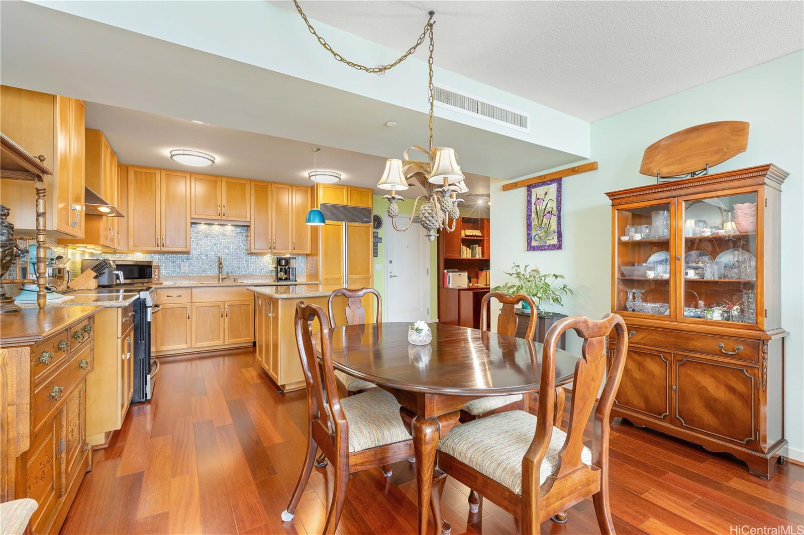 Moana Pacific condo # I4406, Honolulu, Hawaii - photo 7 of 21