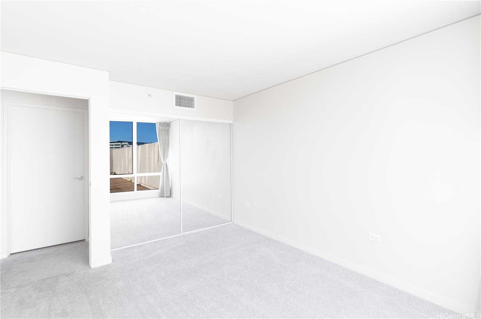 Moana Pacific condo # I605, Honolulu, Hawaii - photo 13 of 24