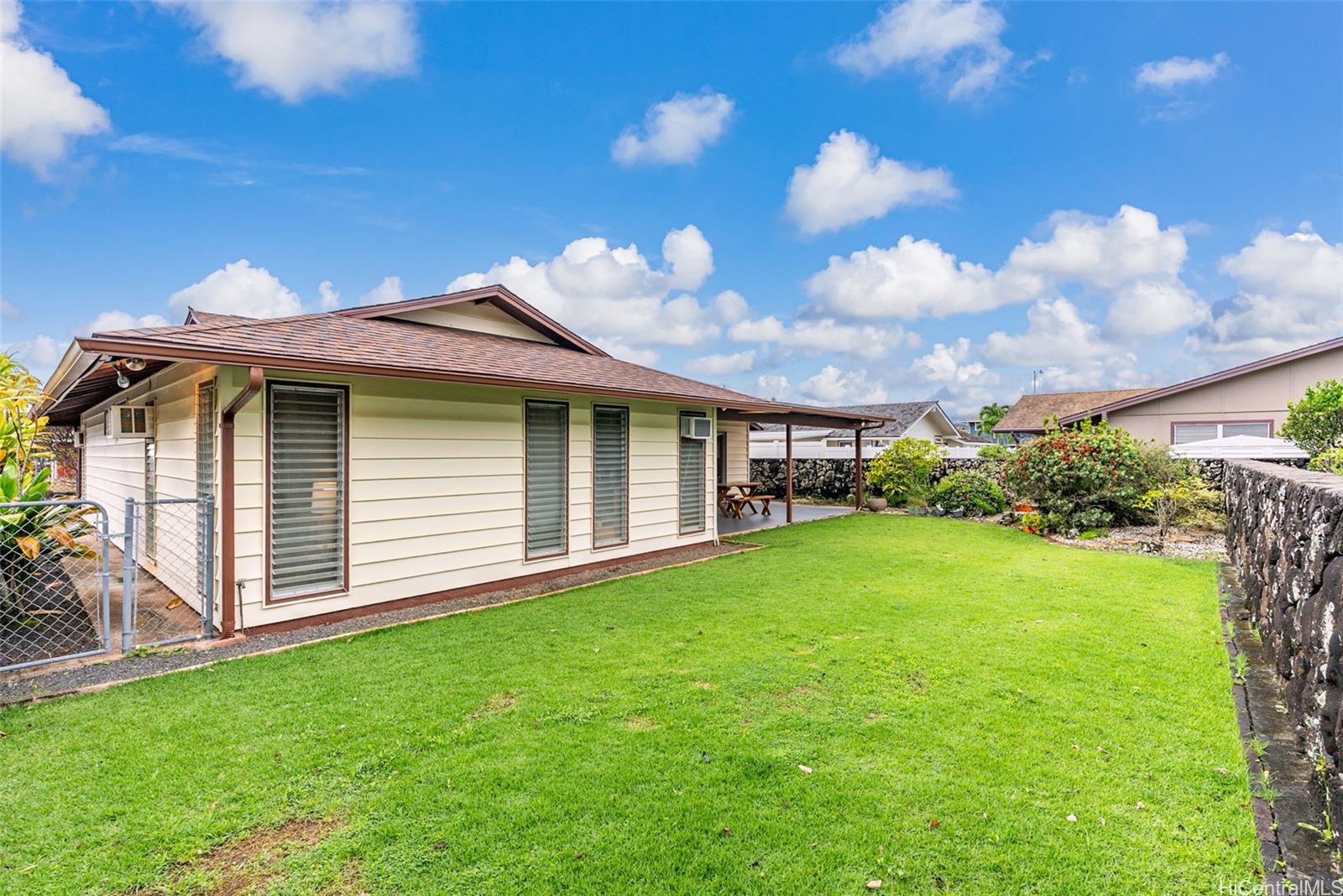 1289  Akele Street Kaopa, Kailua home - photo 19 of 24
