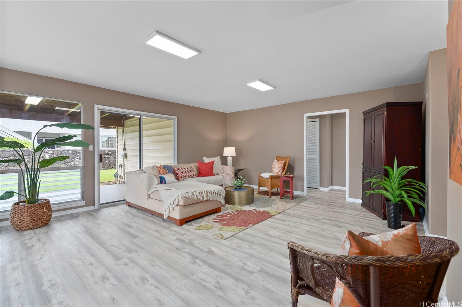 1289  Akele Street Kaopa, Kailua home - photo 5 of 24