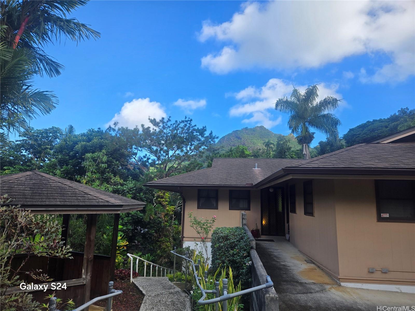 1290  Puualoha Street Maunawili, Kailua home - photo 2 of 24