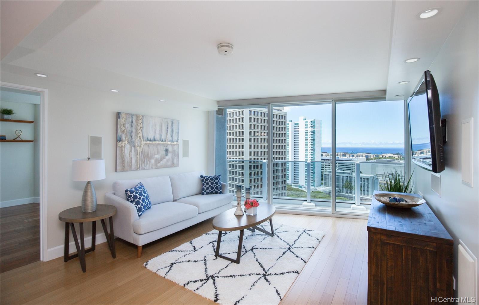 Moana Pacific #2104, 1296 Kapiolani Blvd, Honolulu | Kakaako condo Sold