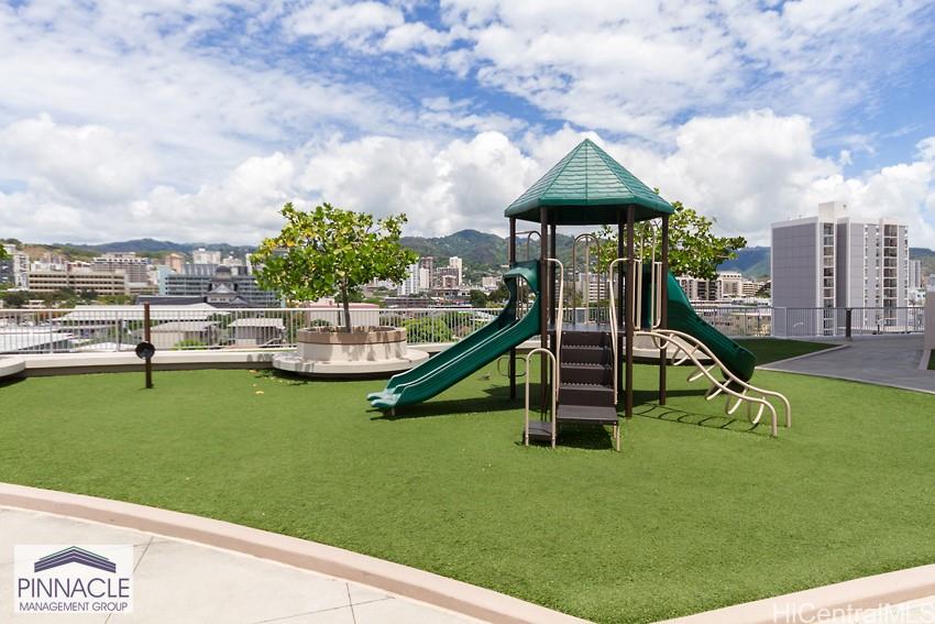 1296 Kapiolani Blvd Honolulu - Rental - photo 14 of 17