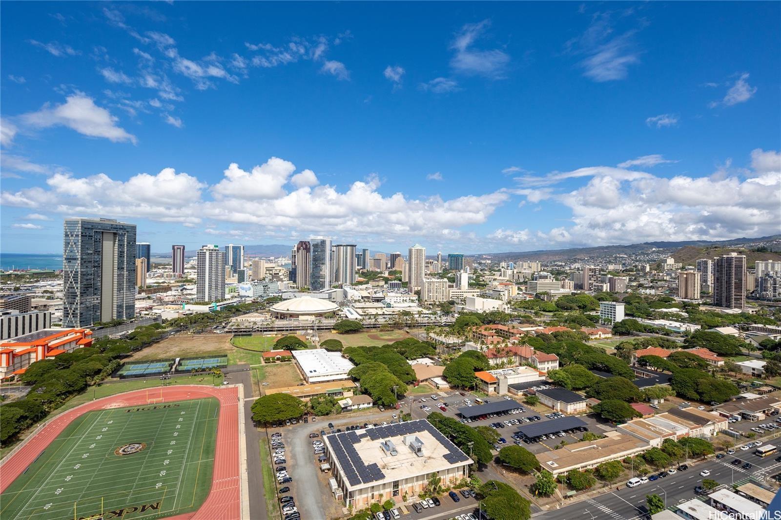 1296 Kapiolani Blvd Honolulu - Rental - photo 6 of 22
