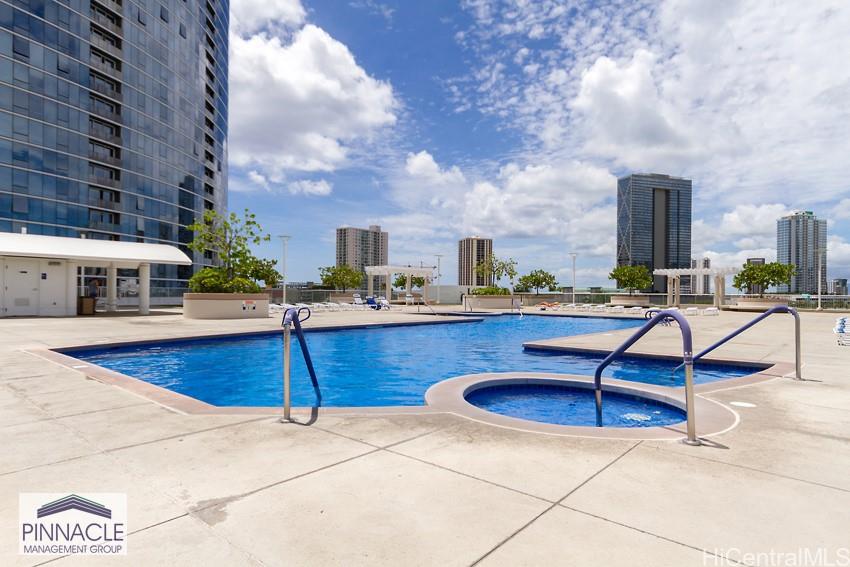 1296 Kapiolani Blvd Honolulu - Rental - photo 16 of 22