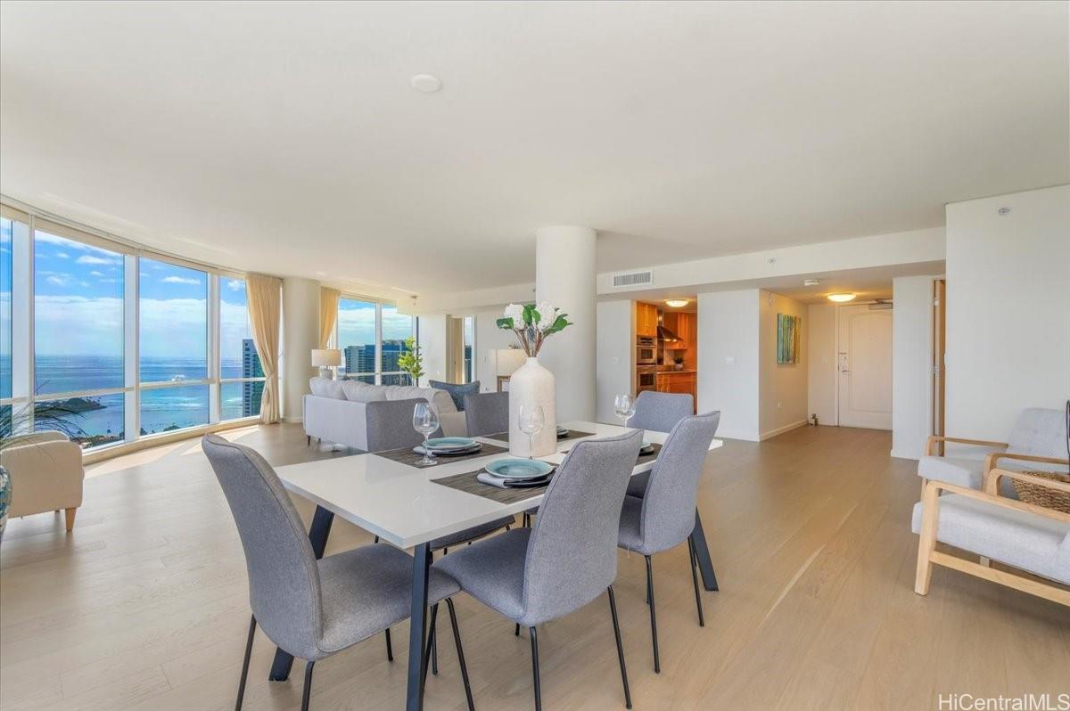 Moana Pacific condo # 4703, Honolulu, Hawaii - photo 5 of 25