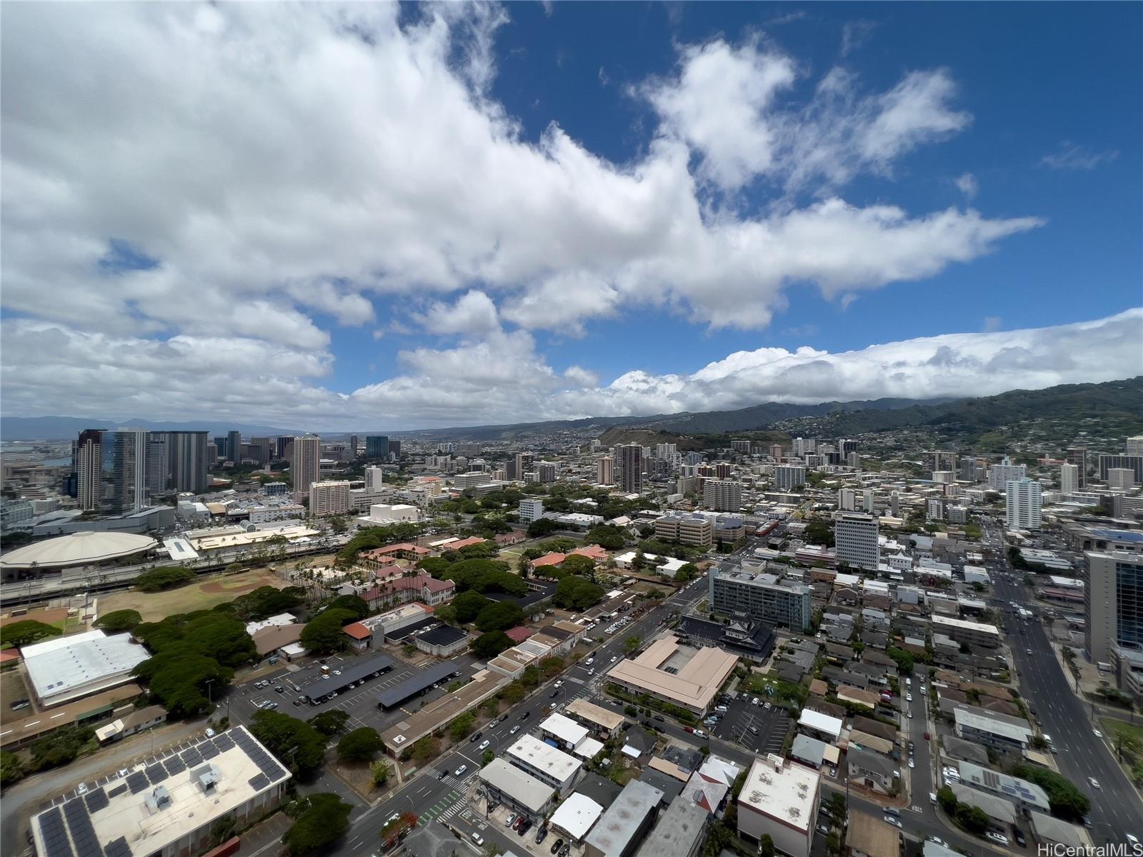 1296 Kapiolani Blvd Honolulu - Rental - photo 9 of 25