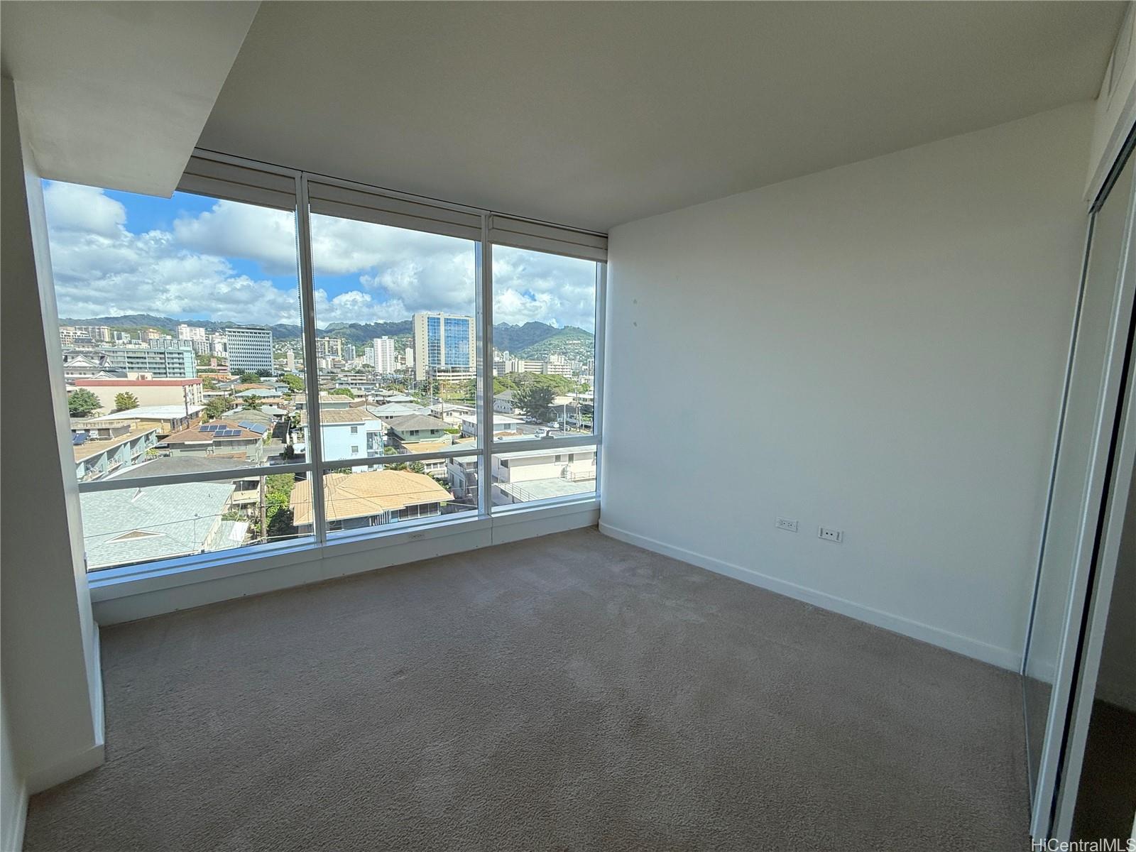 1296 Kapiolani Blvd Honolulu - Rental - photo 10 of 11