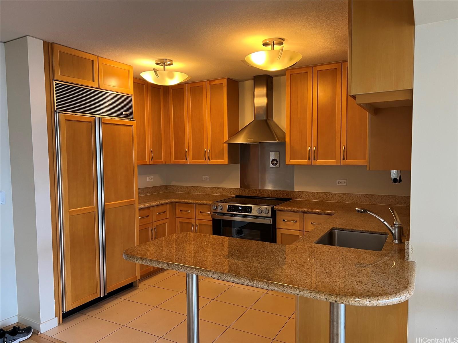 Moana Pacific condo # II1002, Honolulu, Hawaii - photo 4 of 13