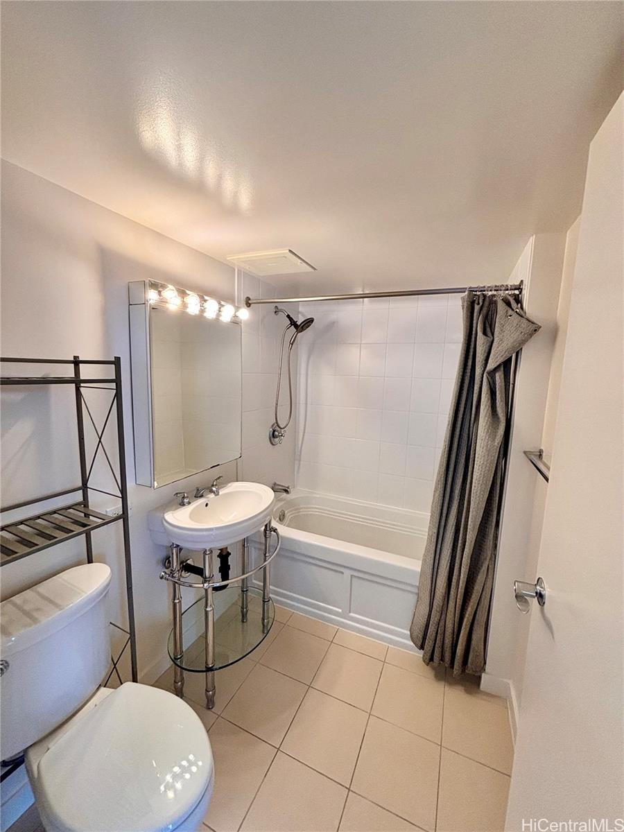 1296 Kapiolani Blvd Honolulu - Rental - photo 6 of 7