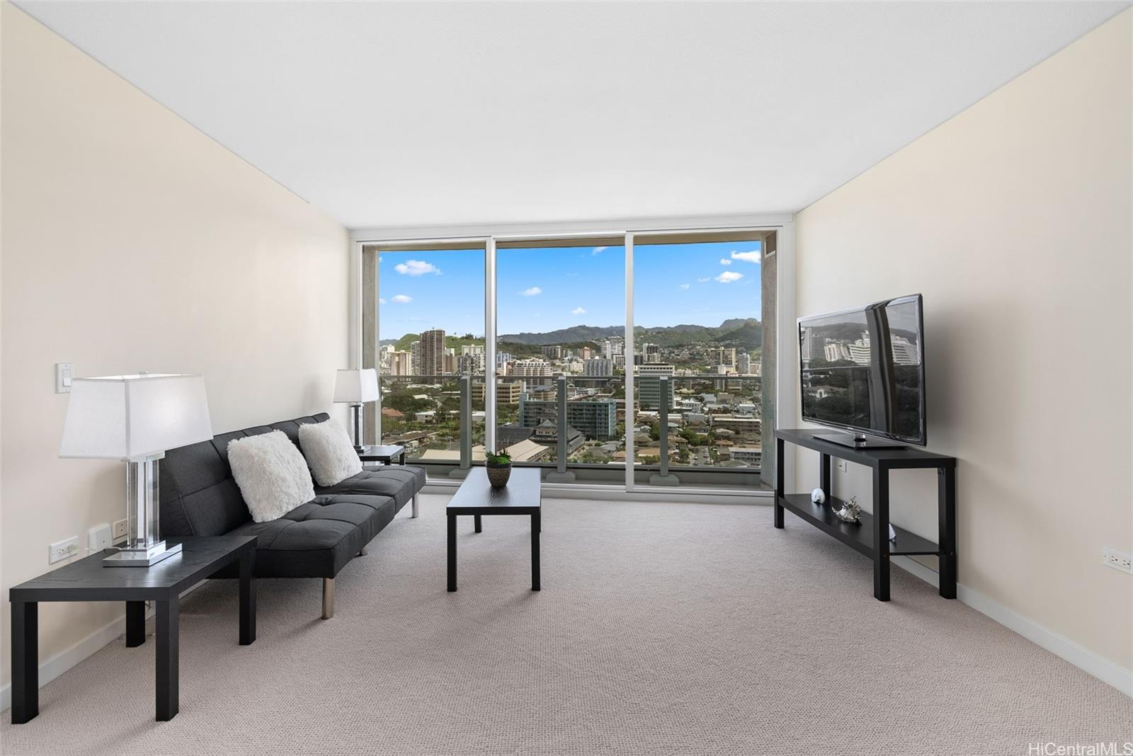 Moana Pacific II2002, 1296 Kapiolani Blvd, Honolulu Kakaako condo