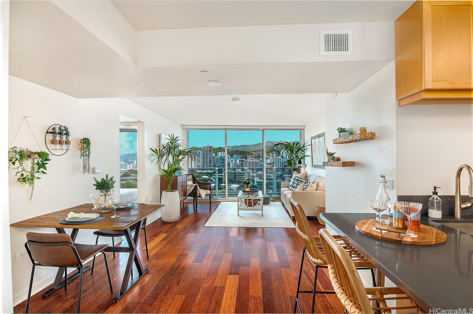 Moana Pacific condo # II2309, Honolulu, Hawaii - photo 6 of 24