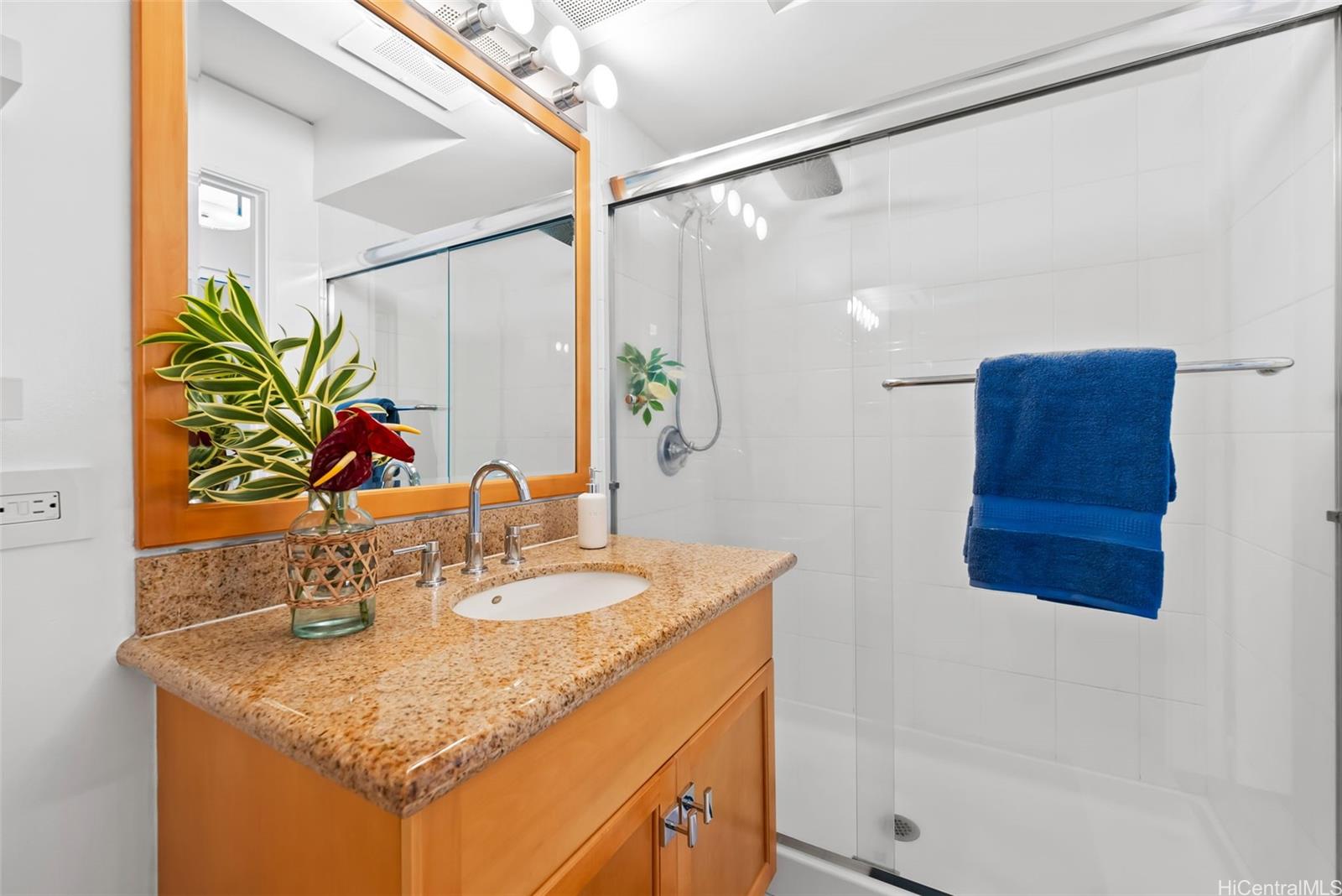 Moana Pacific condo # II2407, Honolulu, Hawaii - photo 16 of 25