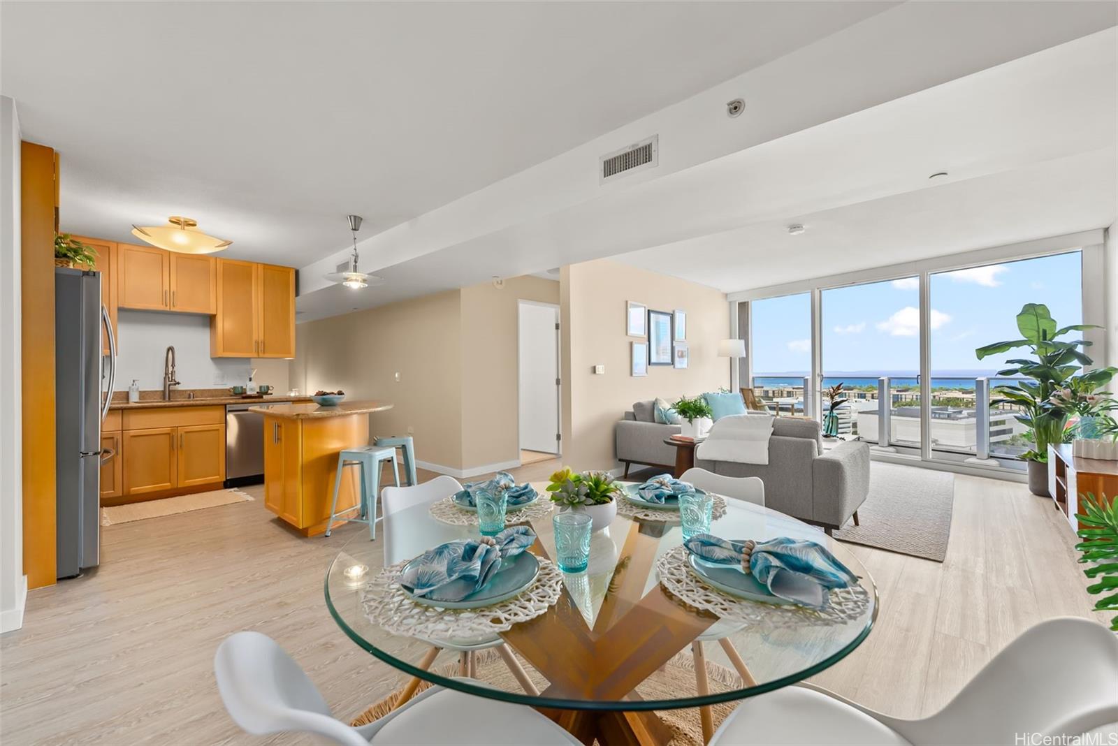 Moana Pacific condo # II2407, Honolulu, Hawaii - photo 4 of 25