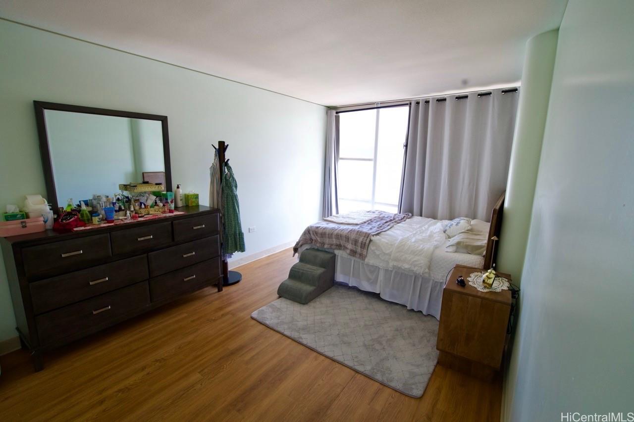 Moana Pacific condo # II3302, Honolulu, Hawaii - photo 5 of 9