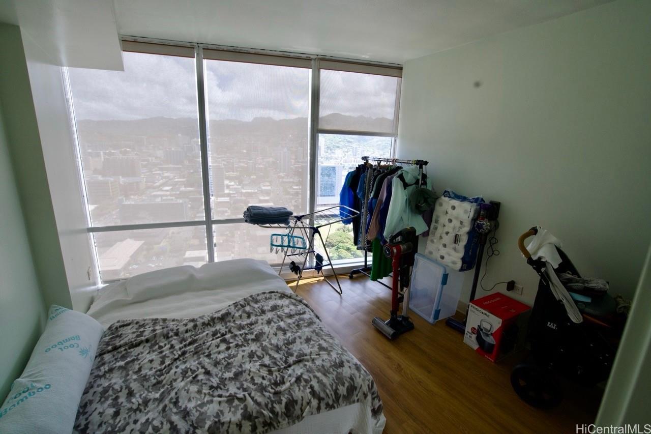 Moana Pacific condo # II3302, Honolulu, Hawaii - photo 6 of 9