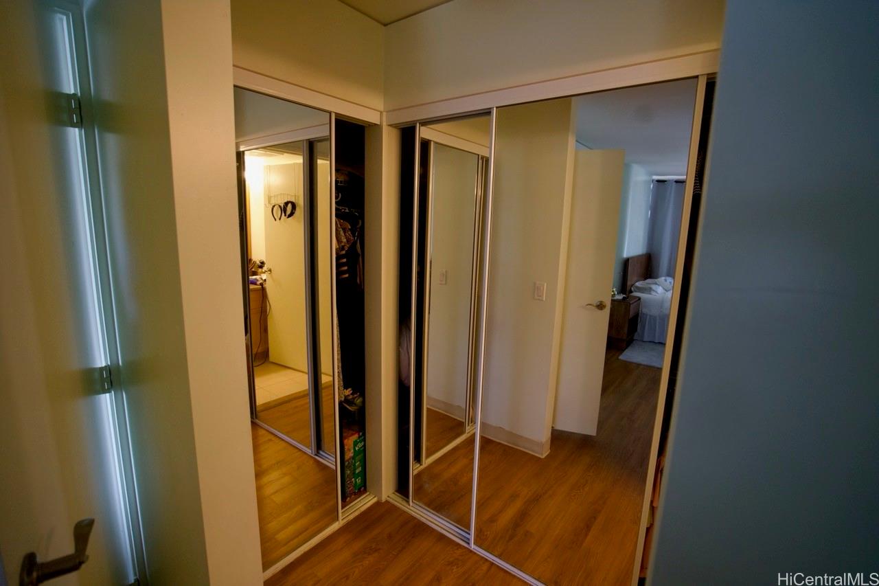 Moana Pacific condo # II3302, Honolulu, Hawaii - photo 9 of 9