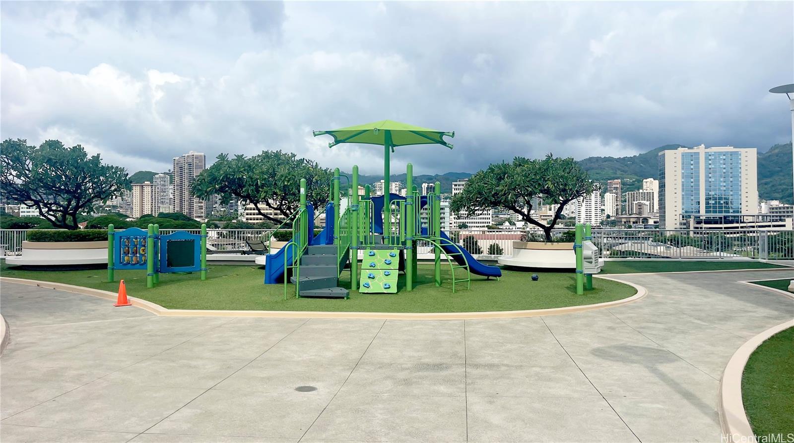 Moana Pacific condo # II3302, Honolulu, Hawaii - photo 12 of 16