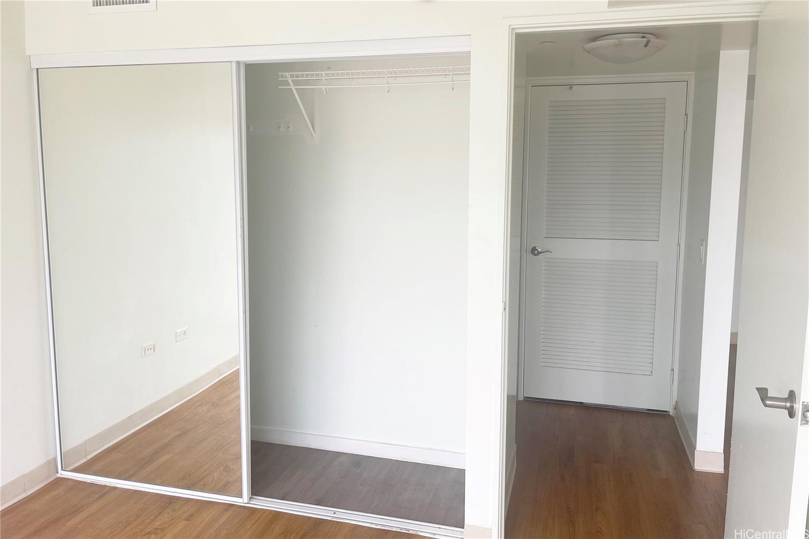 Moana Pacific condo # II3302, Honolulu, Hawaii - photo 5 of 16