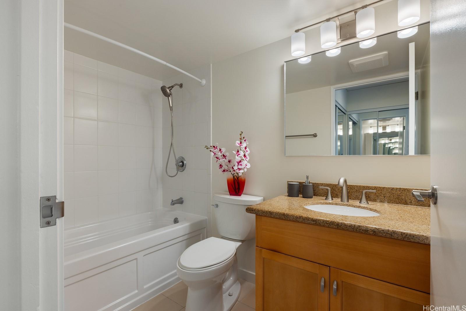 Moana Pacific condo # II4302, Honolulu, Hawaii - photo 9 of 25