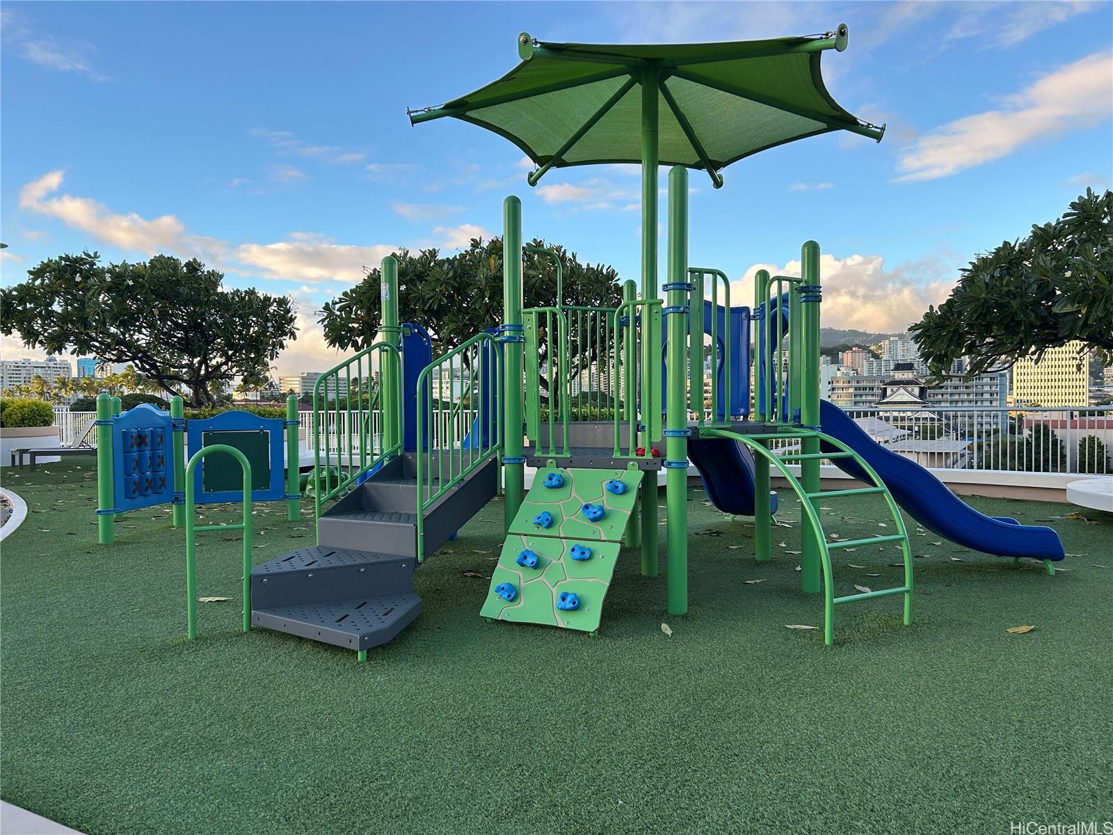 1296 Kapiolani Blvd Honolulu - Rental - photo 16 of 25