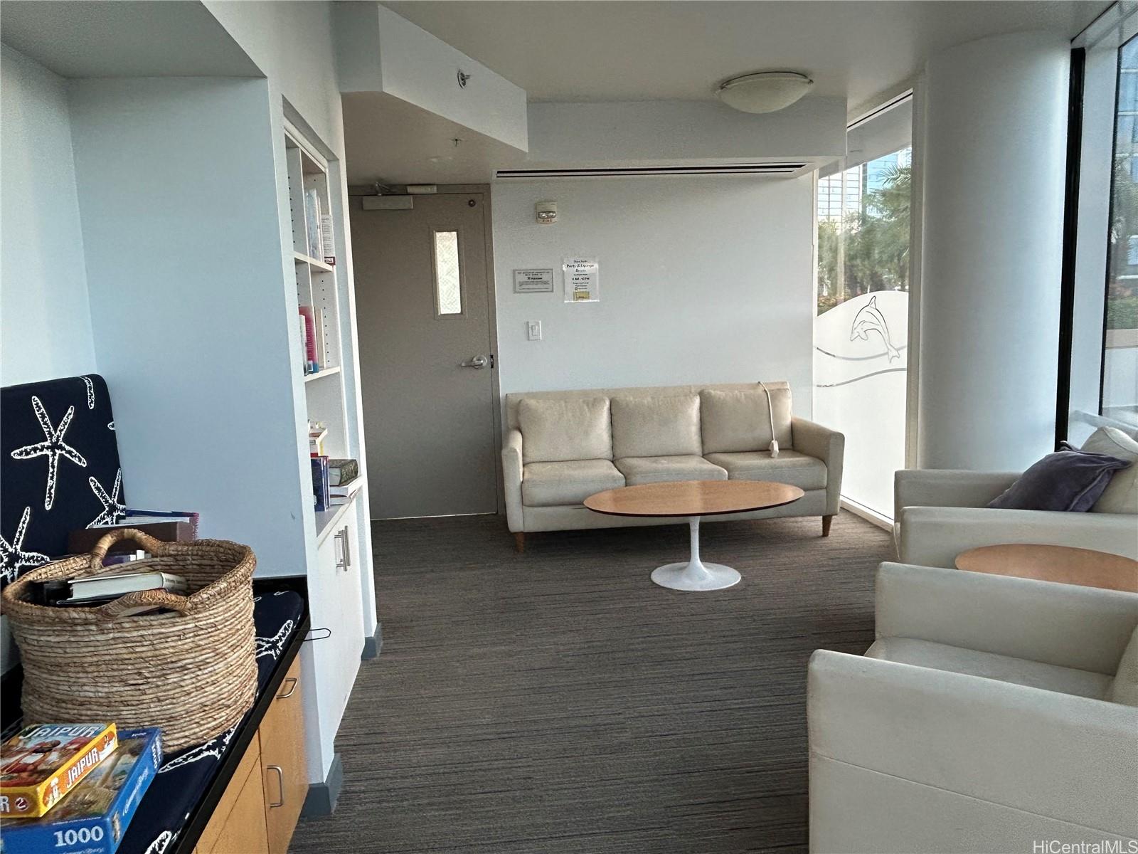 1296 Kapiolani Blvd Honolulu - Rental - photo 19 of 25