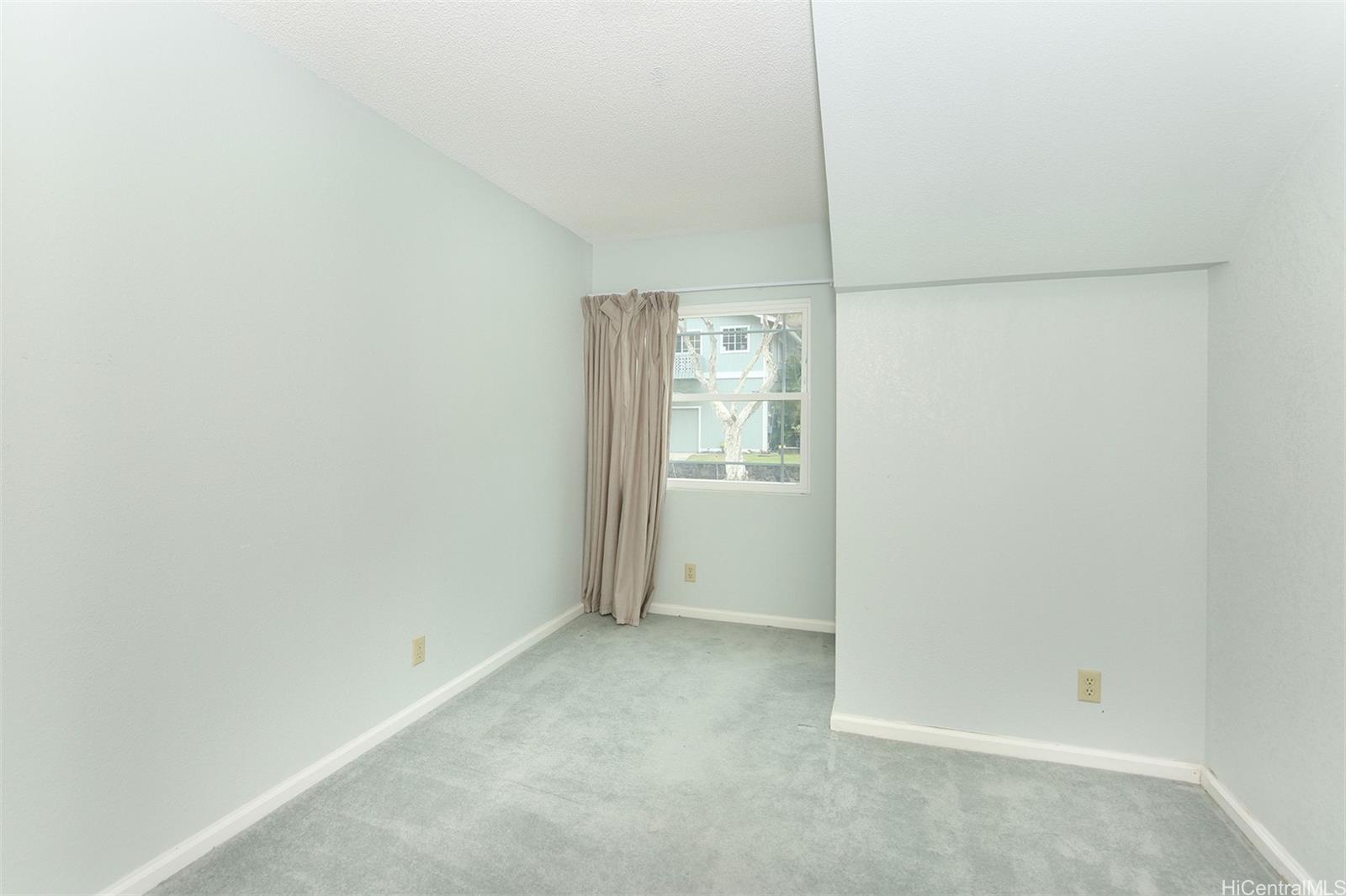 1298 Lunalilo Home Rd Honolulu - Rental - photo 17 of 24