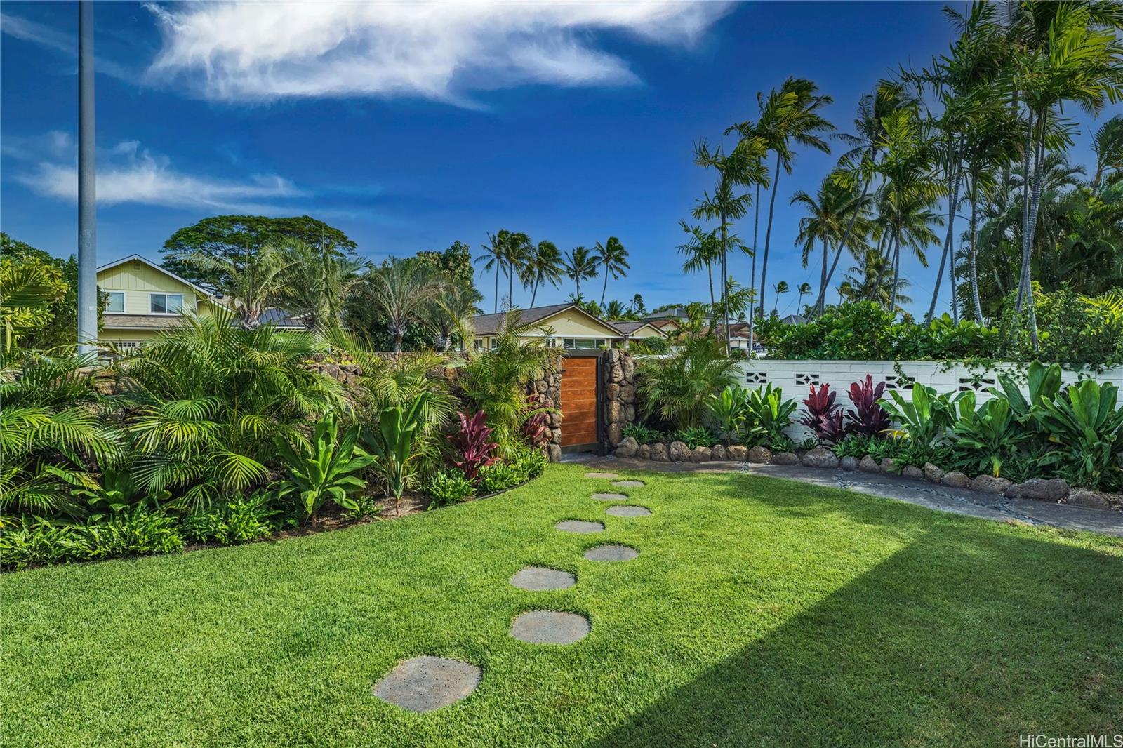 130  Wailupe Circle Wailupe Area, Diamond Head home - photo 8 of 25