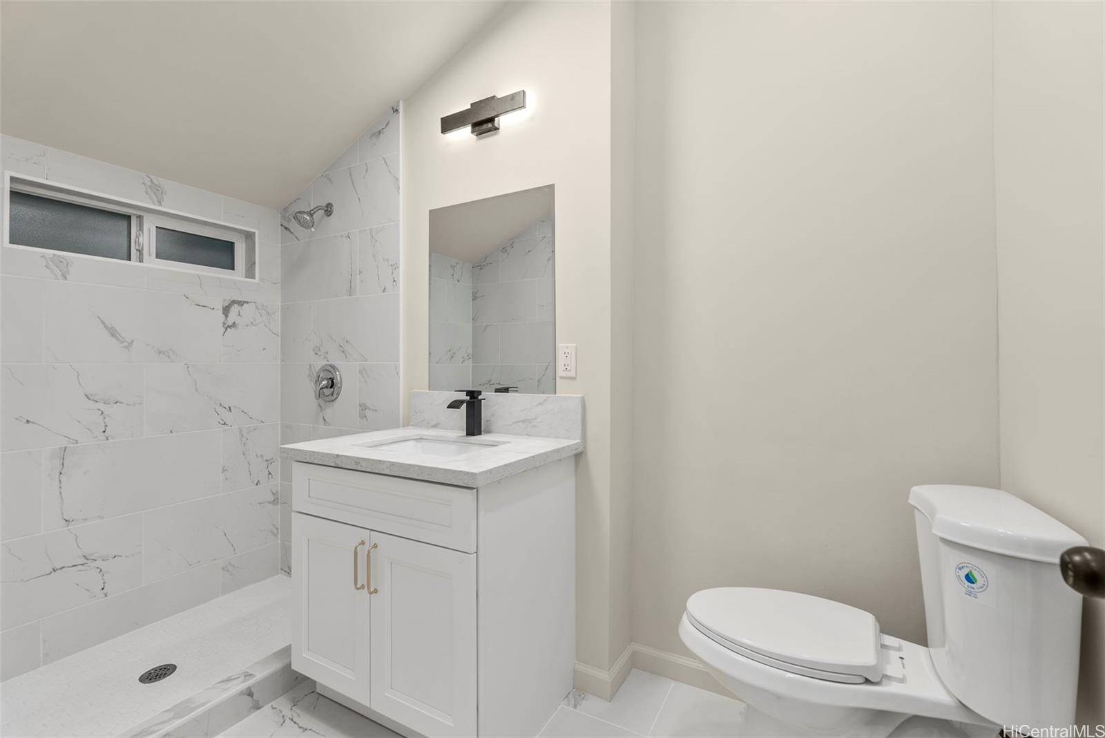 1305  Manua Street Wahiawa Area, Central home - photo 17 of 25