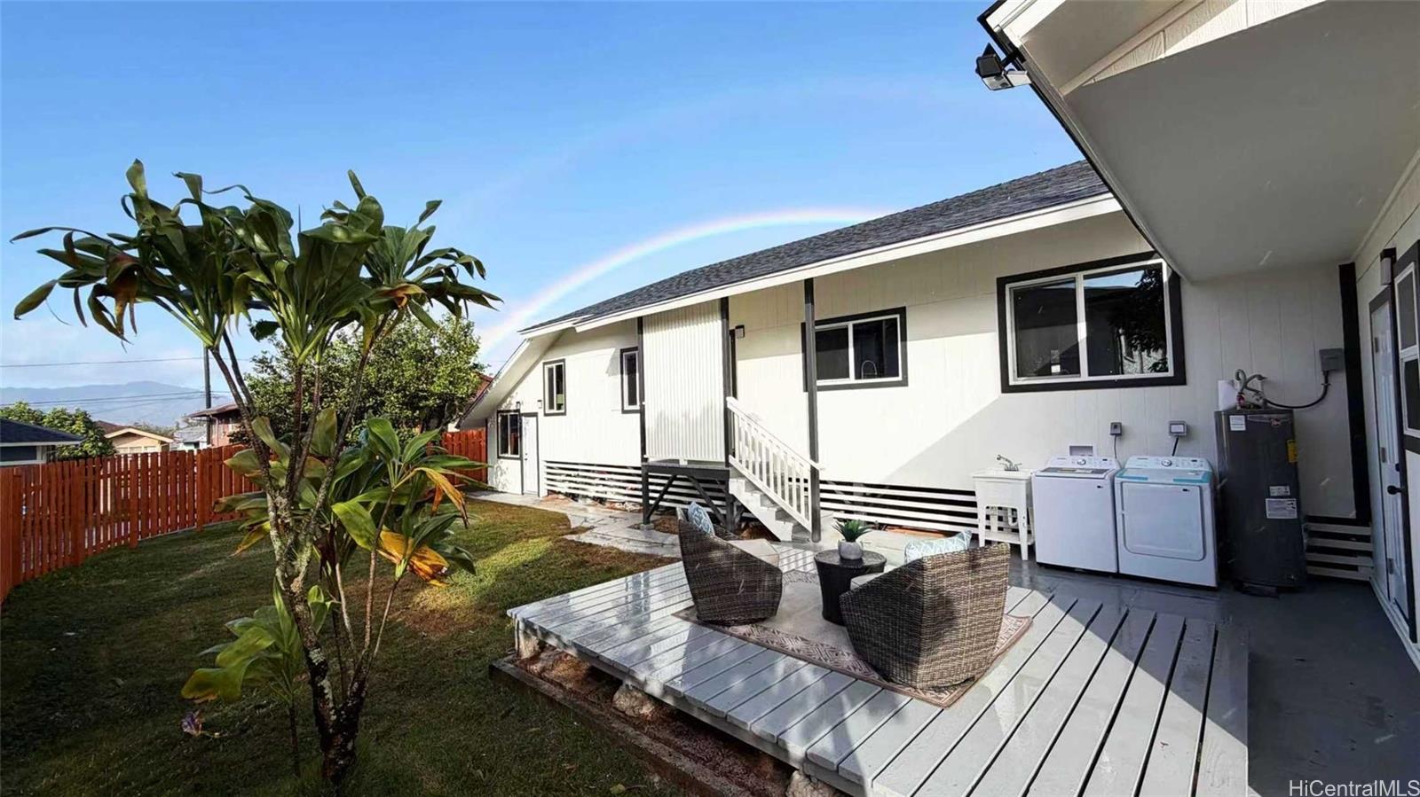 1305  Manua Street Wahiawa Area, Central home - photo 20 of 25